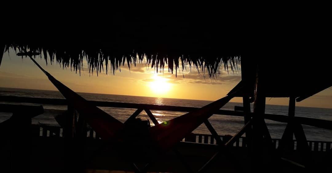 Hostal Mirada Al Mar Las Tunas Екстер'єр фото